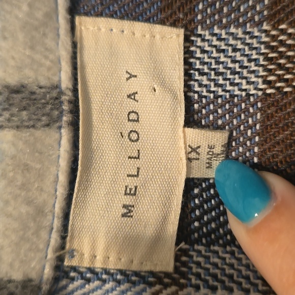 Melloday Women's 1XL Blue flannel patterned coat - Picture 2 of 5